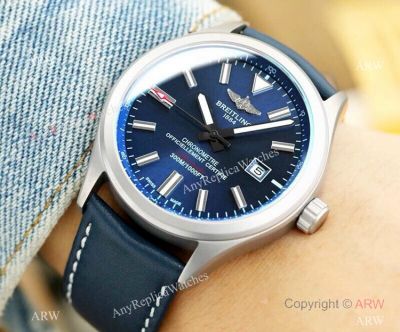 2019 Replica Breitling Avenger Men Watch SS Blue Dial Blue Leather strap